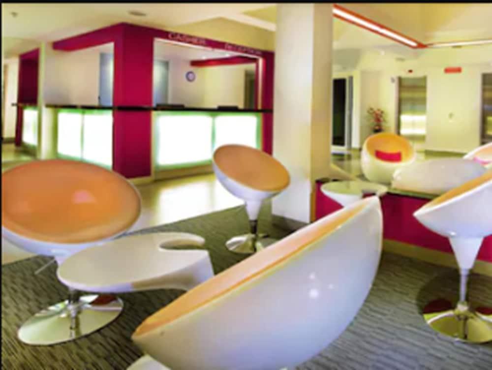Favehotel Cenang Beach 浮罗交怡 外观 照片