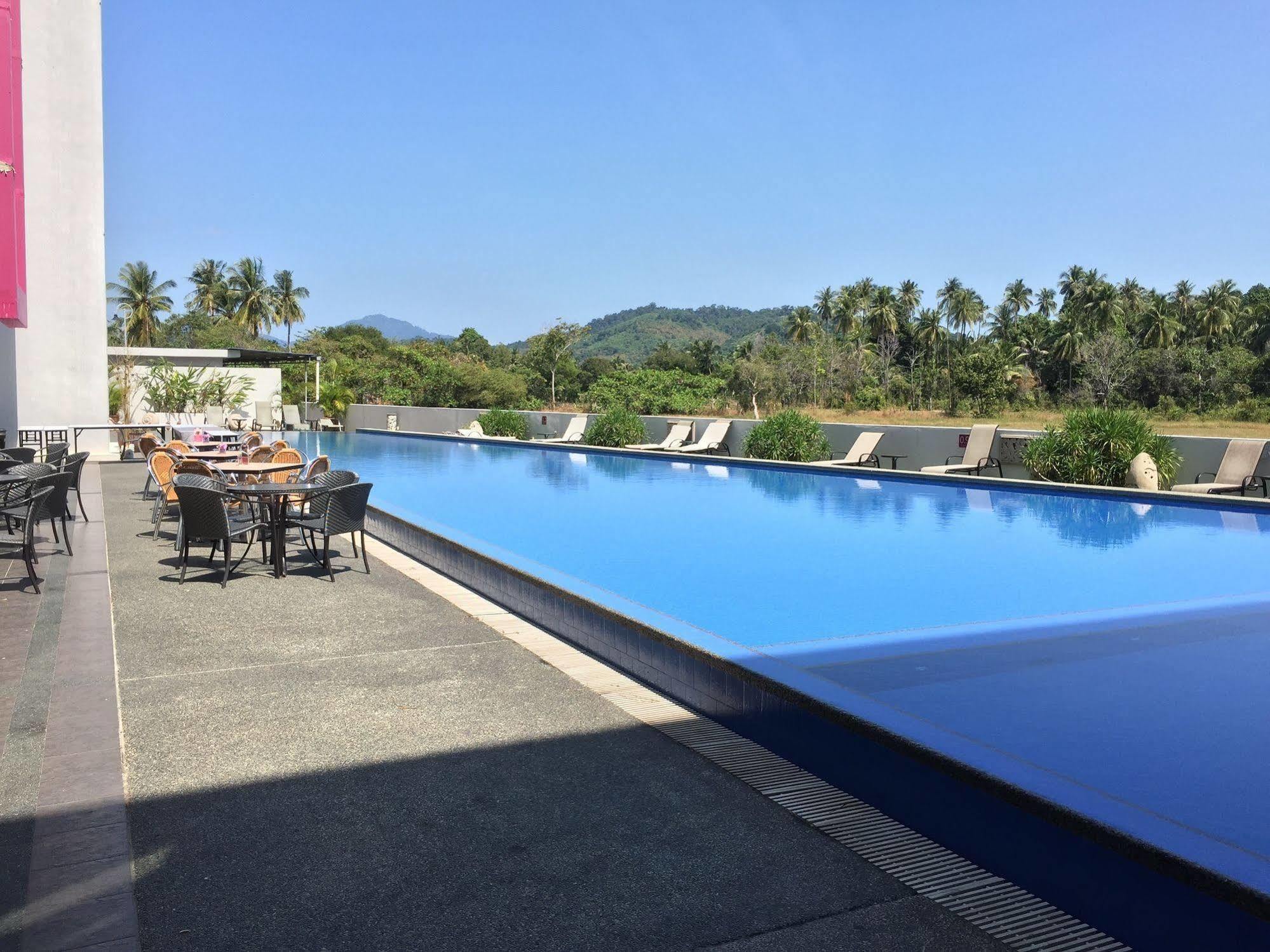 Favehotel Cenang Beach 浮罗交怡 外观 照片